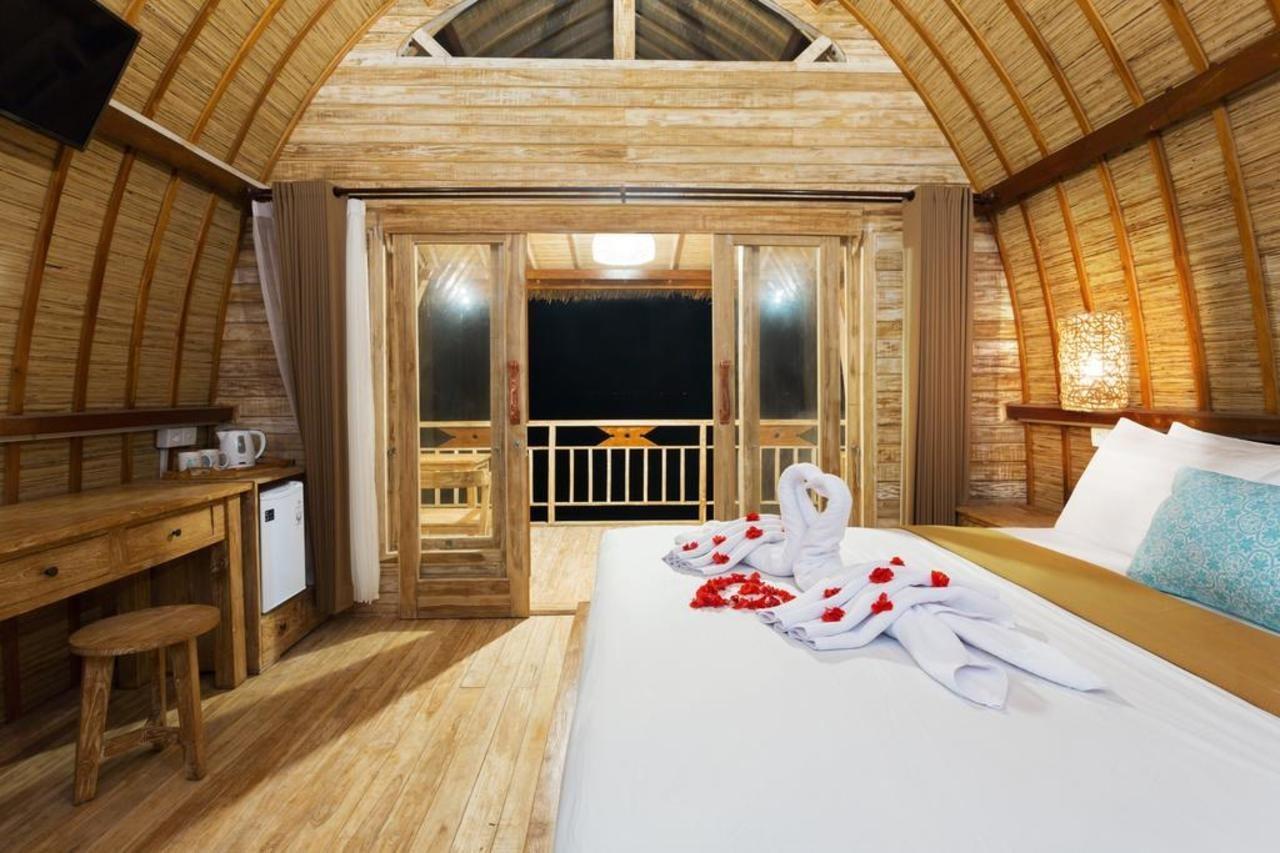 Maison d'hôtes The Dewi Premier Nusa Penida 3*